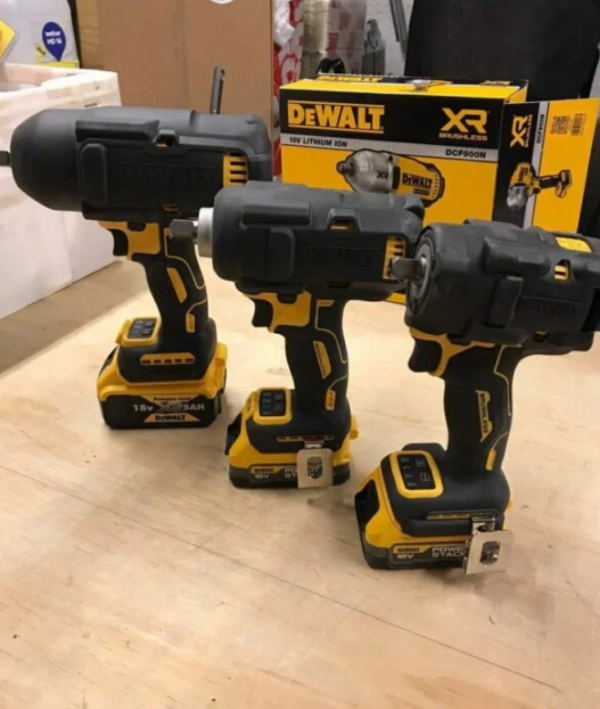 Dewalt tool pallets - Image 26