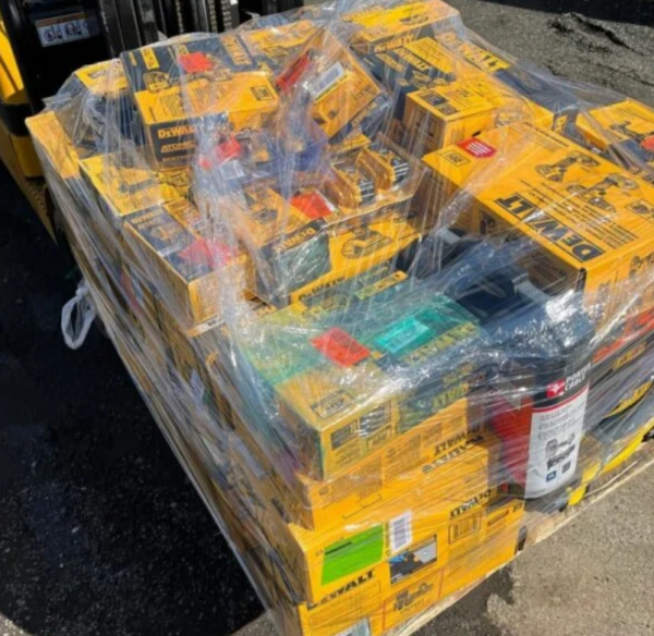 Dewalt tool pallets - Image 13