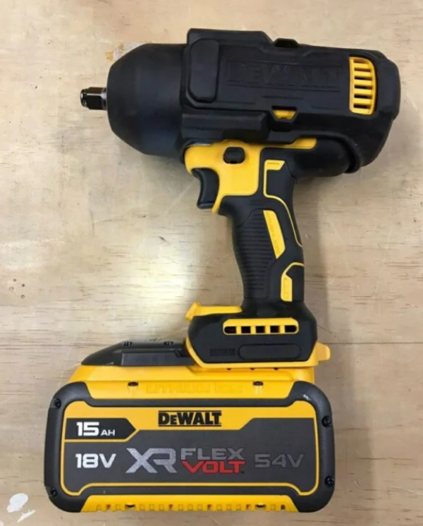 Dewalt tool pallets - Image 16