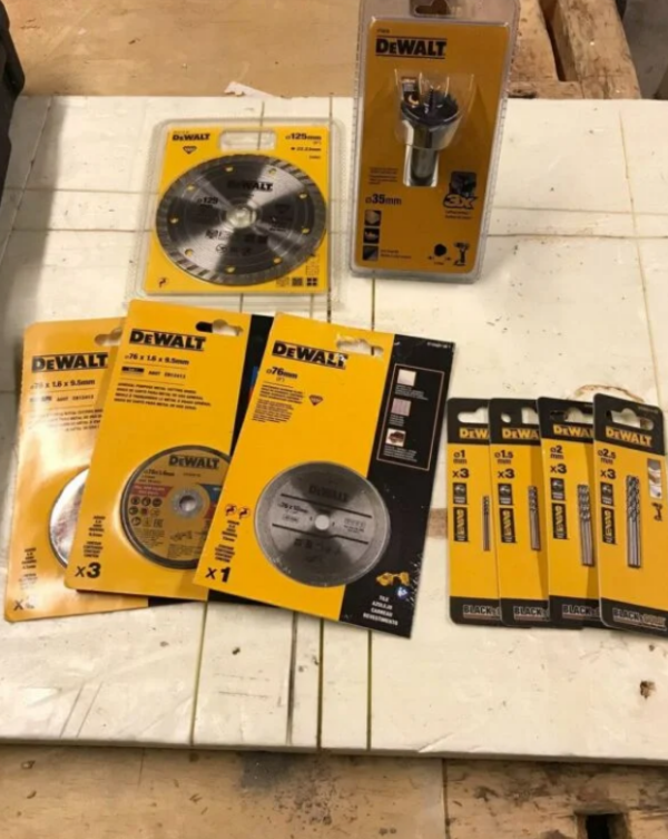 Dewalt tool pallets - Image 7